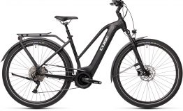 Esprit vélo Cube Touring Hybrid Pro 500 black´n´white Trapeze Esprit vélo Cube Touring Hybrid Pro 500 black´n´white Trapeze