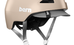 Casque bern Brentwood-2.0-Satin-Rose-Gold Esprit vélo Casque bern Brentwood-2.0-Satin-Rose-Gold Esprit vélo